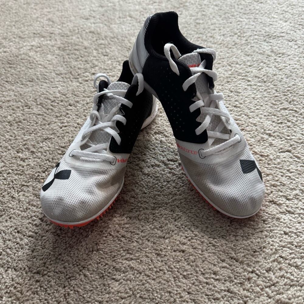 UA Under Armour Kick Distance Spike Running Shoes Men's Size 7 Black White Track